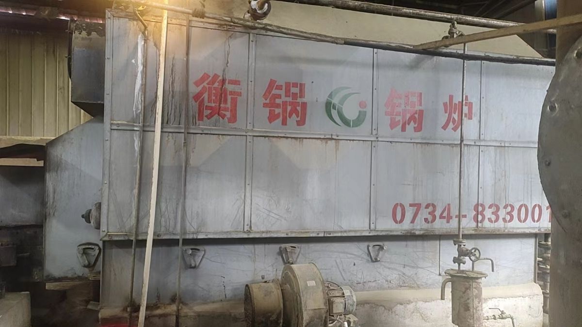 出售兩噸鏈排式生物質(zhì)蒸汽鍋爐