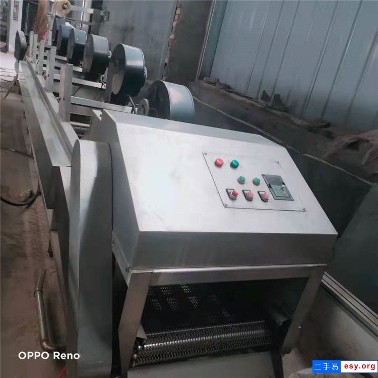 現(xiàn)貨多臺(tái)氣泡清洗機(jī)二手不銹鋼果蔬氣泡清洗機(jī)風(fēng)干機(jī)振動(dòng)篩胡蘿卜毛輥清洗機(jī)