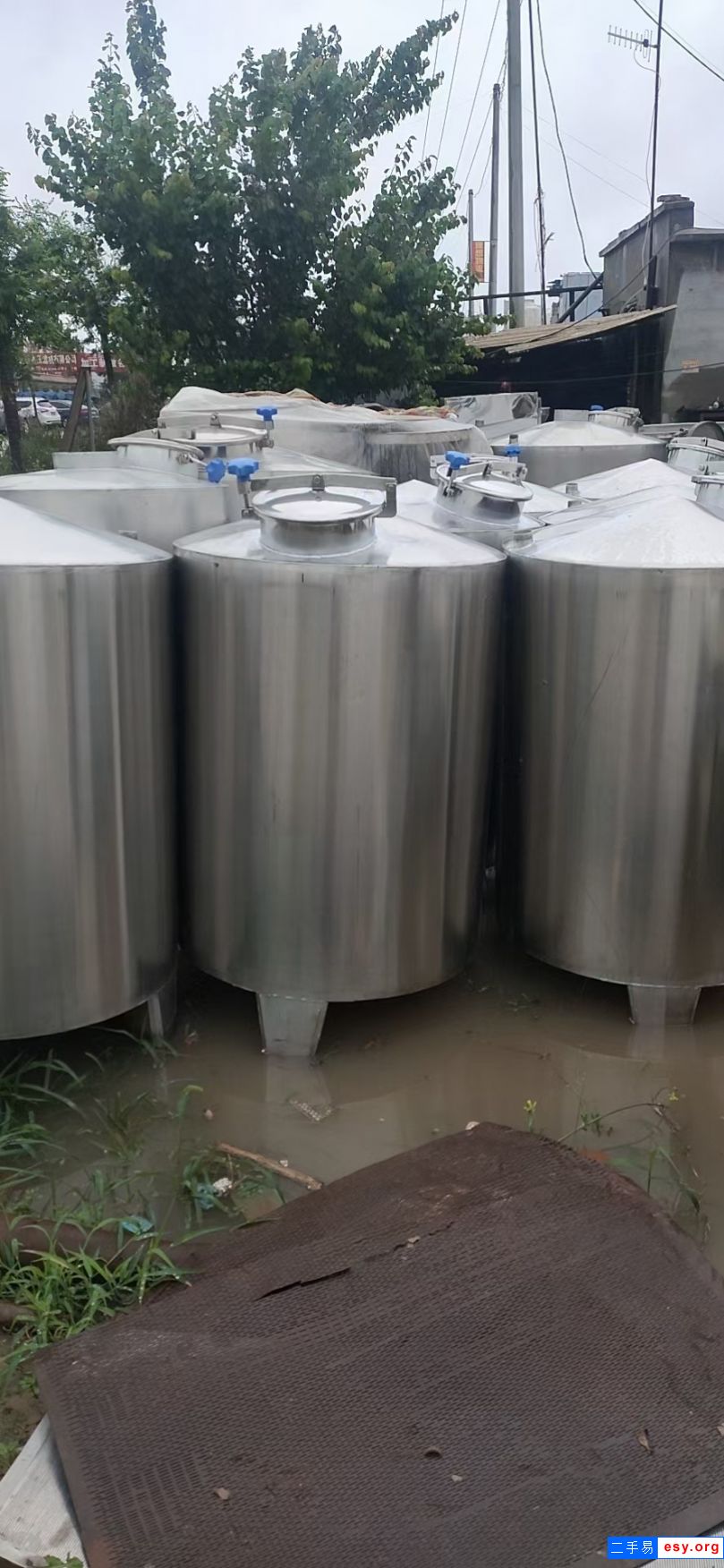 出售二手20/30立方不銹鋼儲罐電加熱攪拌罐，食品級奶油儲存罐，發(fā)酵罐