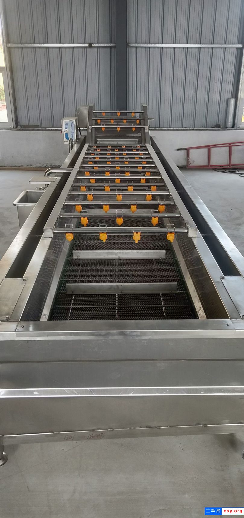 出售二手不銹鋼4-6米龍蝦尾氣泡清洗機(jī)不銹鋼風(fēng)干機(jī)全自動(dòng)蔬菜水果清洗機(jī)