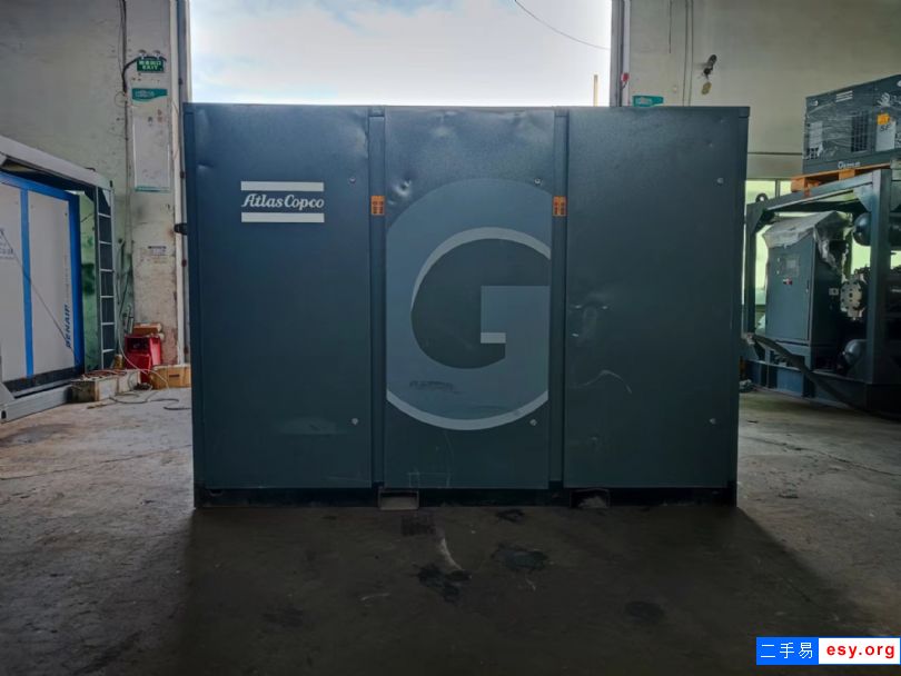 二手準新阿特拉斯螺桿空壓機GA110