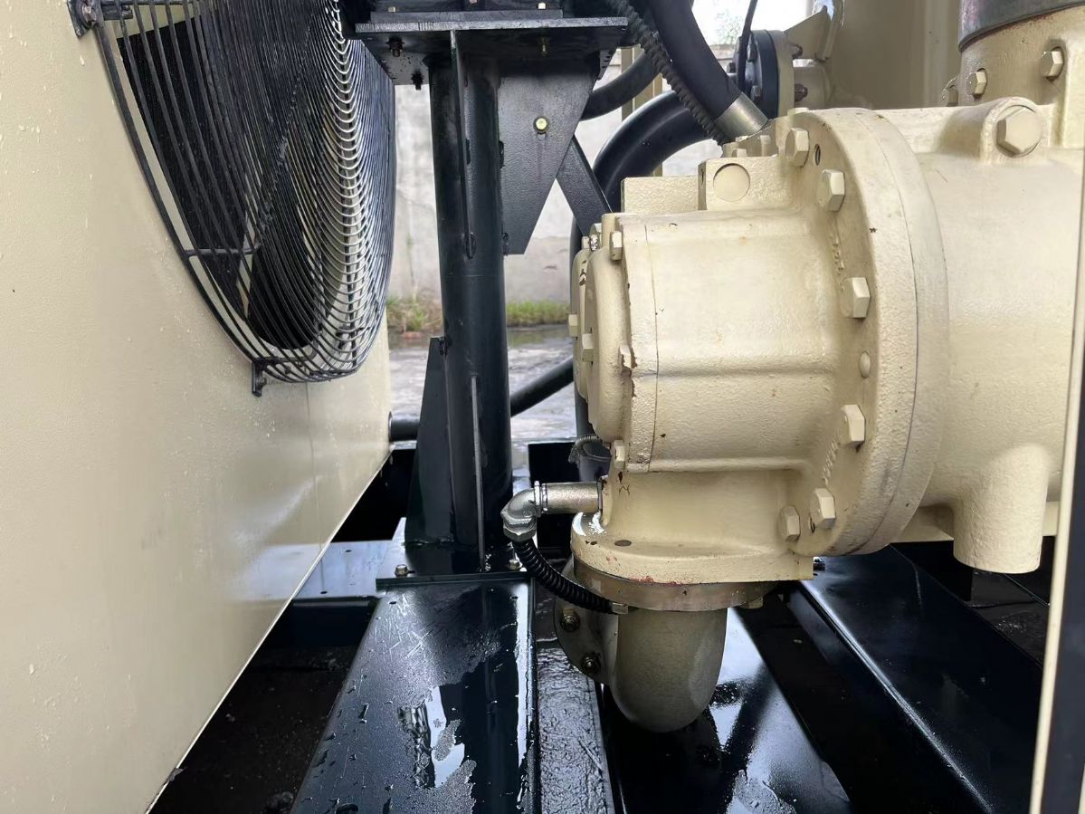 準新英格索蘭M110-10螺桿空氣壓縮機