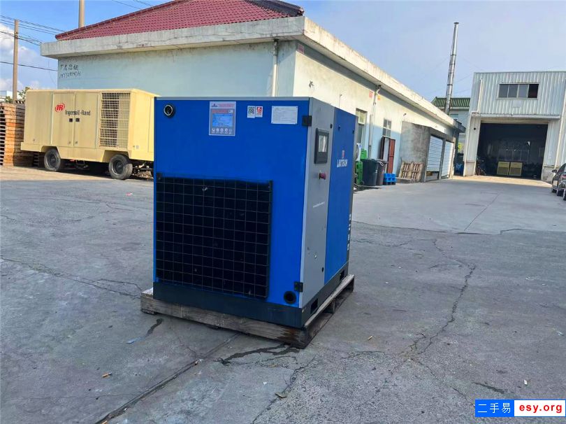 準(zhǔn)新永磁變頻柳泰克30千瓦空氣壓縮機(jī)