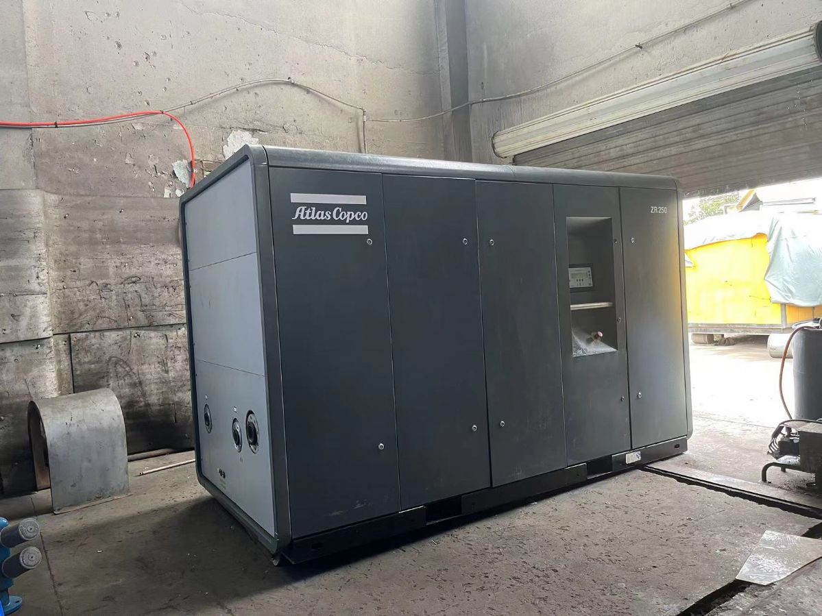 二手阿特拉斯ZR250無油空氣壓縮機9成新
