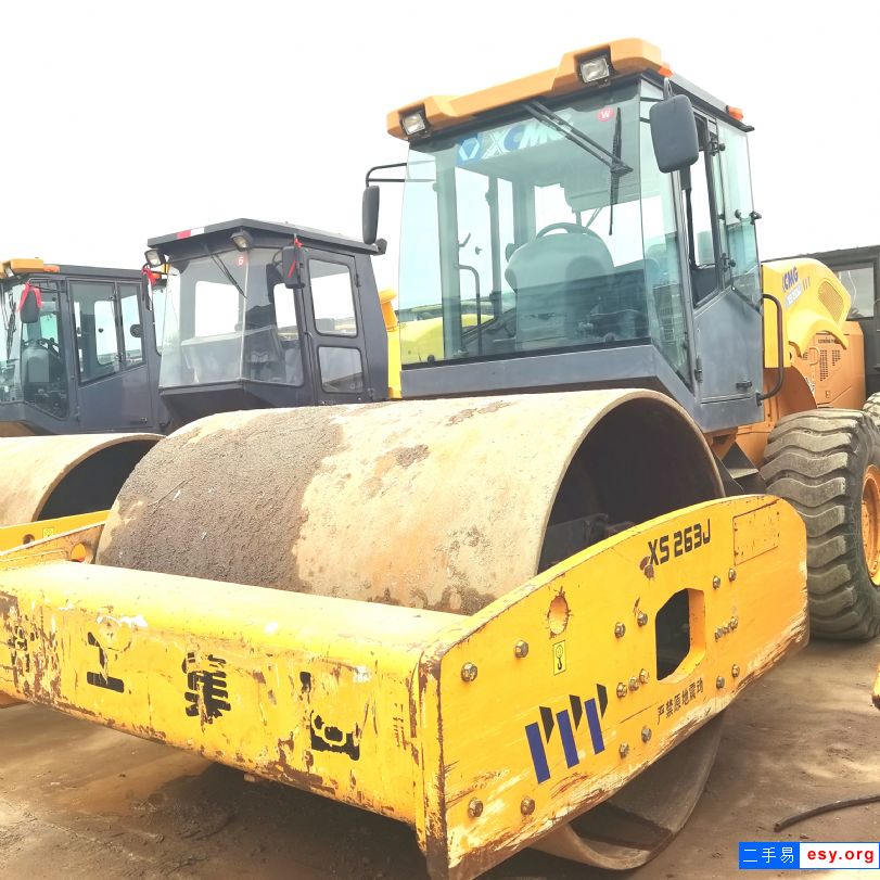 二手徐工振動(dòng)壓路機(jī)便宜轉(zhuǎn)讓
