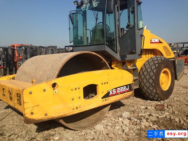 二手徐工震動(dòng)壓路機(jī)原裝新款