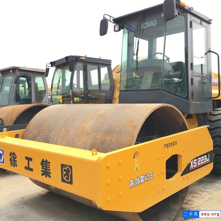 二手徐工壓路機(jī)送貨到家