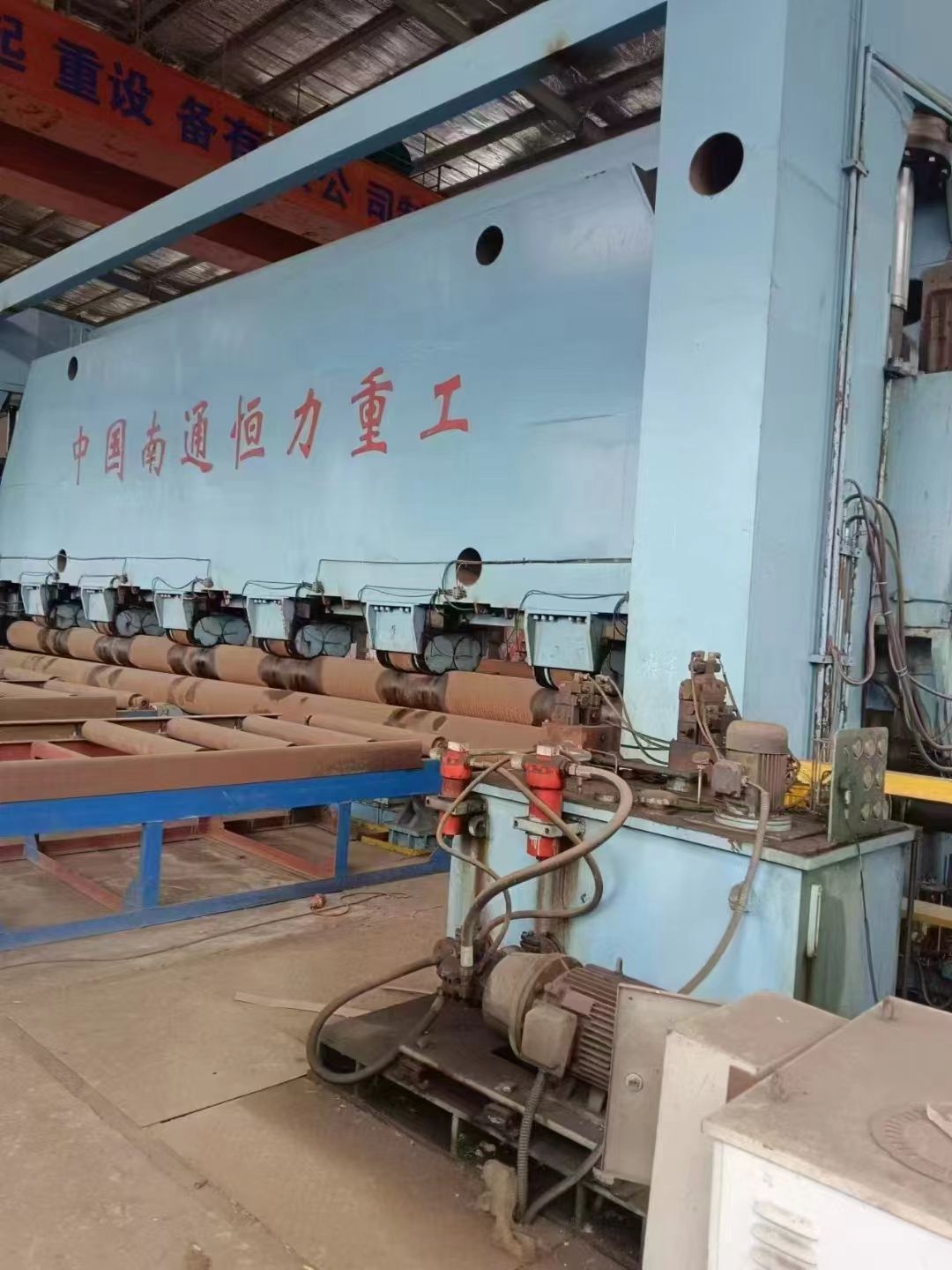 含淚出售九成新30×12500船用卷板機(jī)