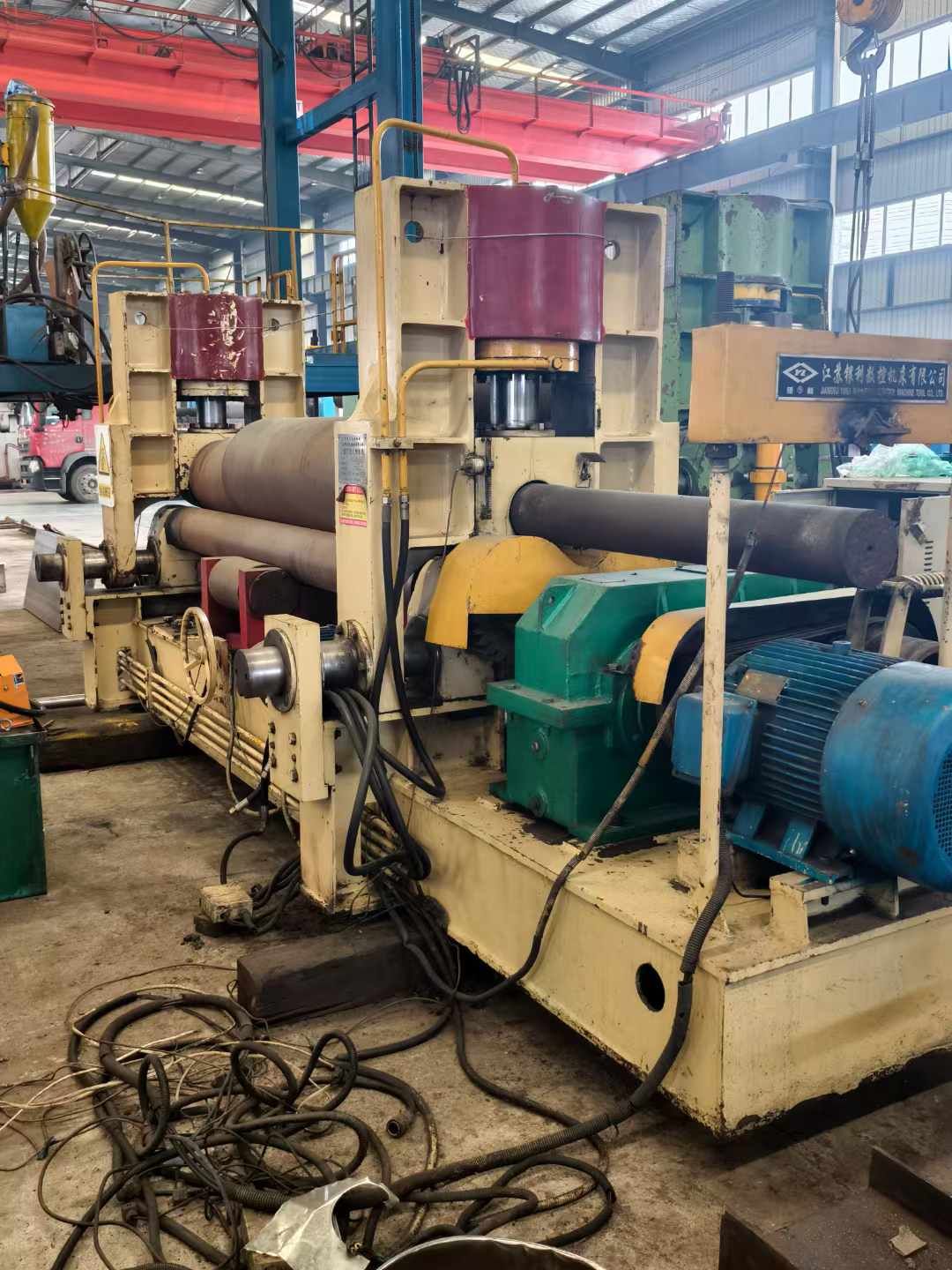 含淚甩賣(mài)30×2500液壓上輥*卷板機(jī)一臺(tái)