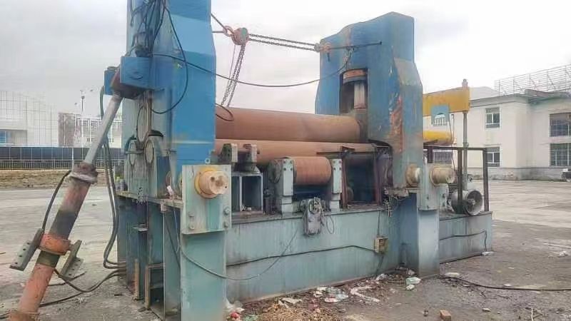 出售二手60-2500上輥卷板機(jī)，自重60噸