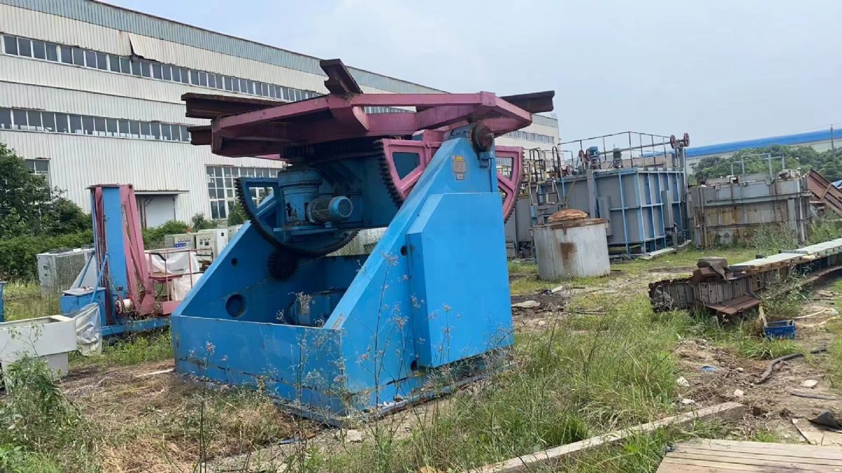 轉(zhuǎn)讓一臺9成新承重25噸變位機