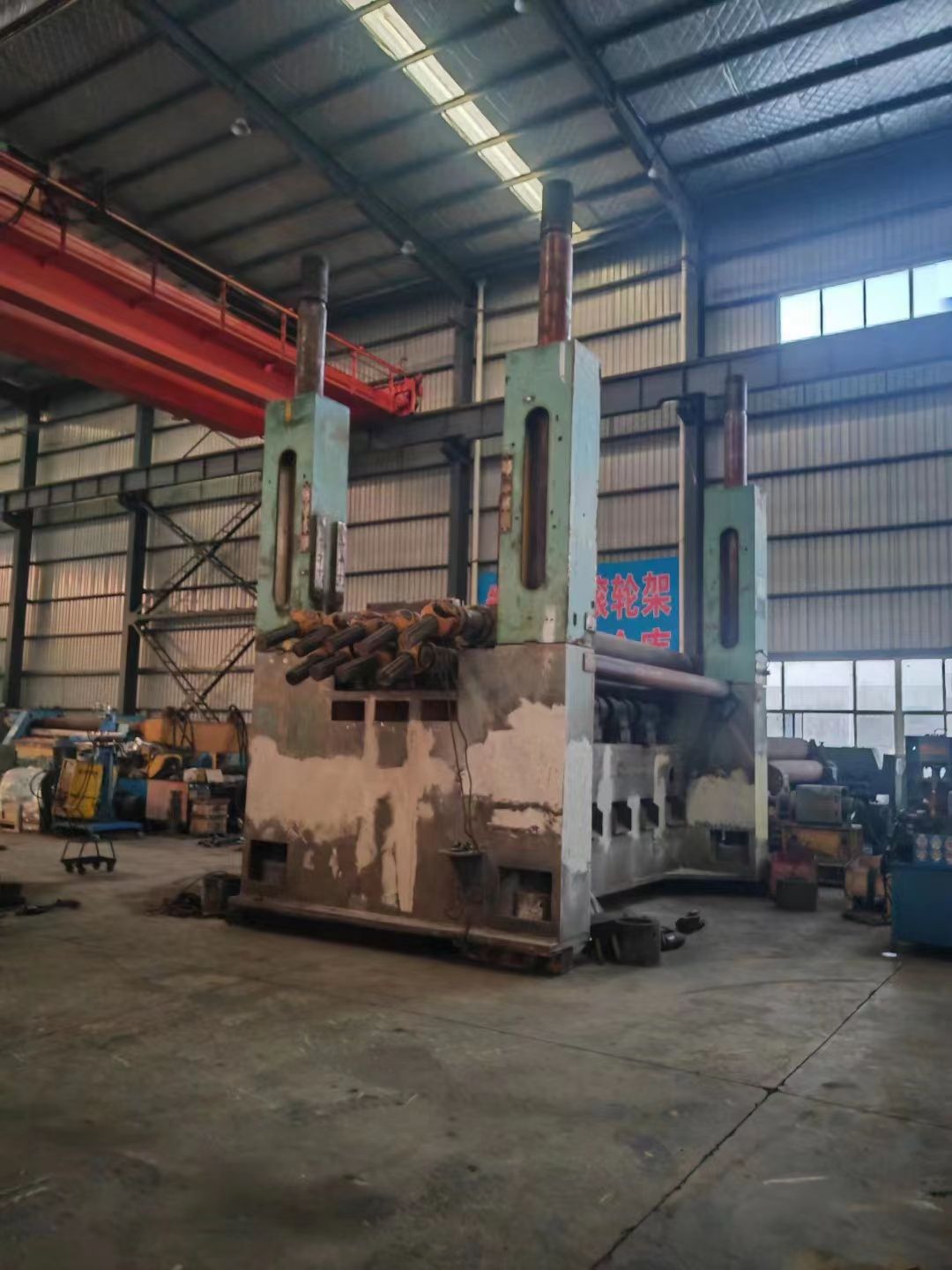 轉(zhuǎn)讓85新二手長鋼集團(tuán)35x4000校平機(jī)一臺