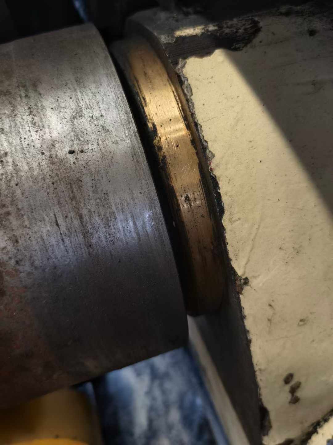 含淚甩賣(mài)30×2500液壓上輥*卷板機(jī)一臺(tái)