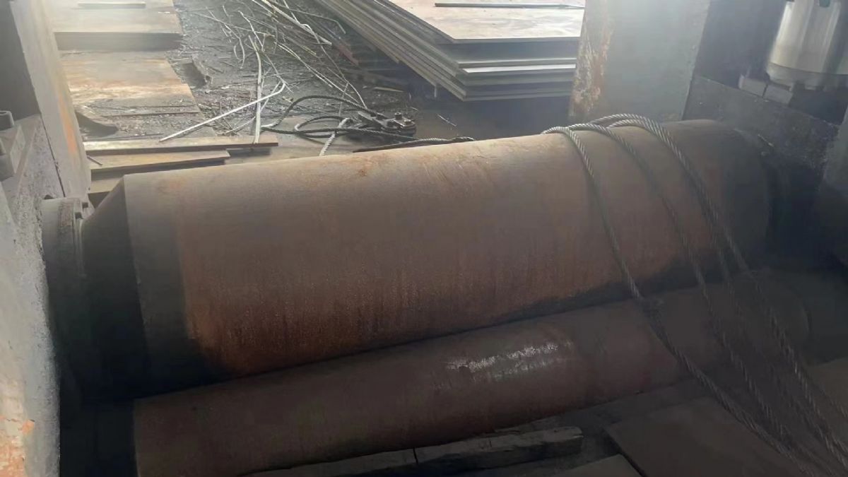 出售80×2米液壓上輥*卷板機(jī)，廣東提貨。