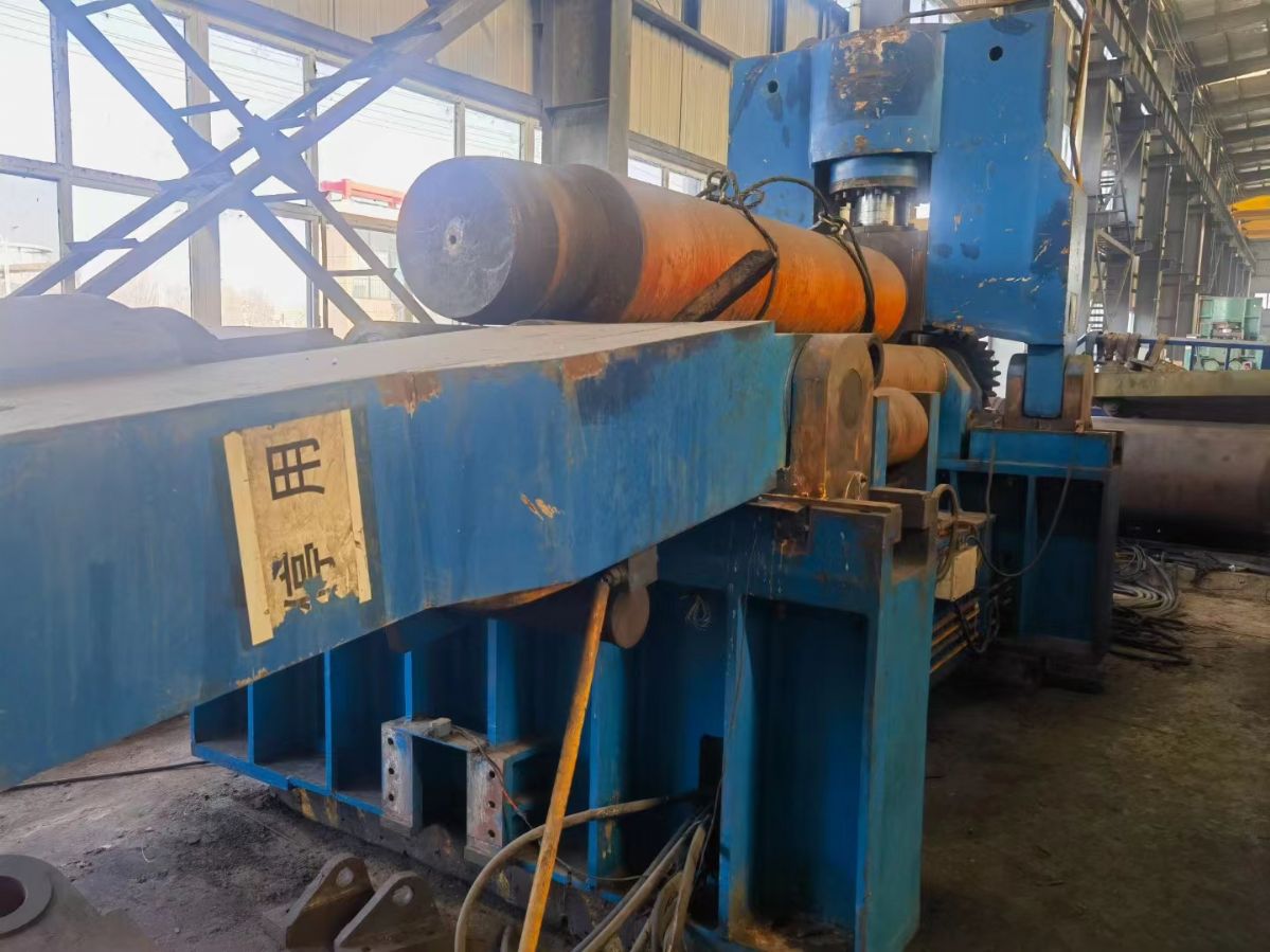 出售55×2500液壓上輥卷板機，帶預(yù)彎壓頭功能