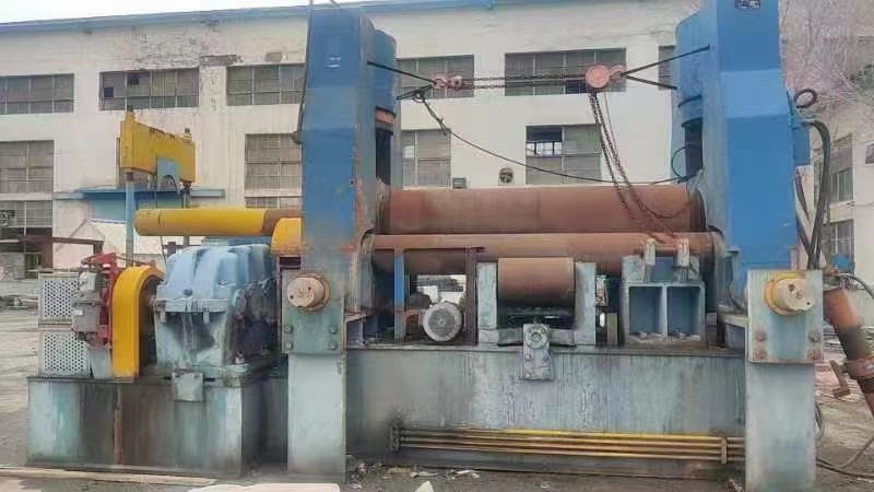 出售二手60-2500上輥卷板機(jī)，自重60噸
