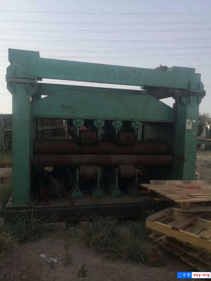 出售江蘇王牌20x2.2米鋼板校平機一臺，安裝少用