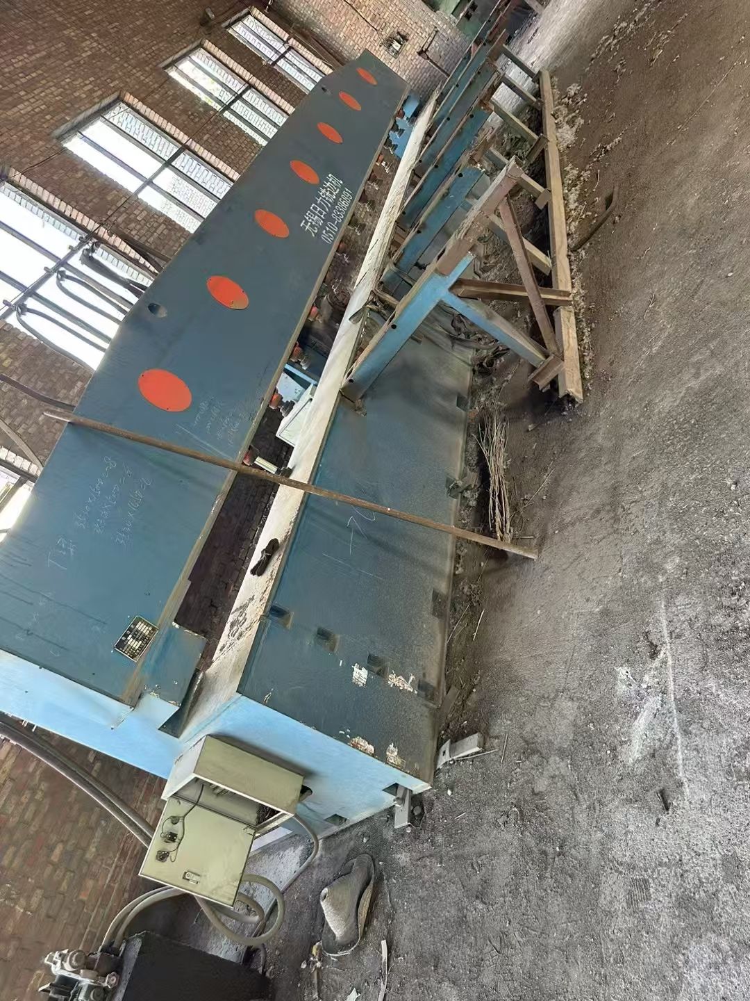 低價(jià)出售二手6米銑邊機(jī)，9成新