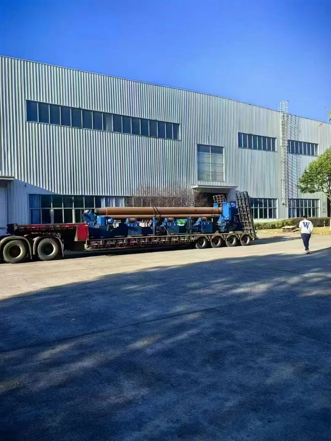 出售8×7500卷板機，江蘇提貨