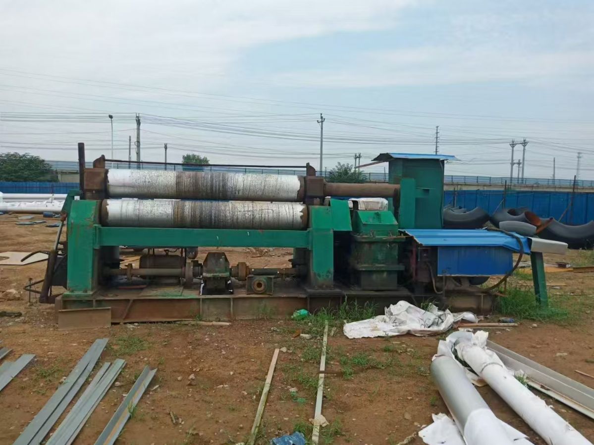 出售轉(zhuǎn)讓二手30X2300機(jī)械卷板機(jī)