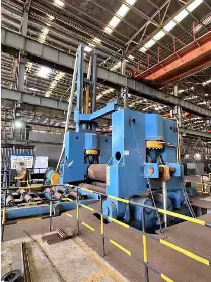 低價(jià)在位出售120×3500上輥*卷板機(jī)一臺(tái)