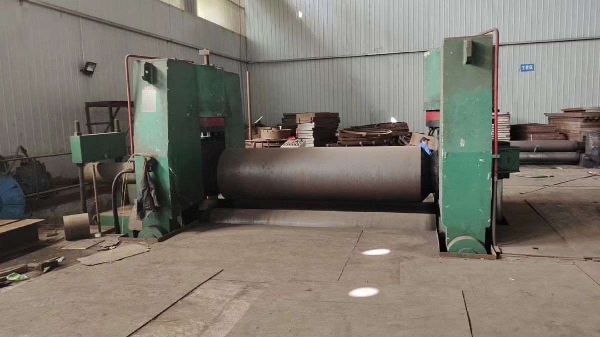 出售100×3000液壓卷板機(jī)，帶預(yù)彎功能 無(wú)錫在位出售
