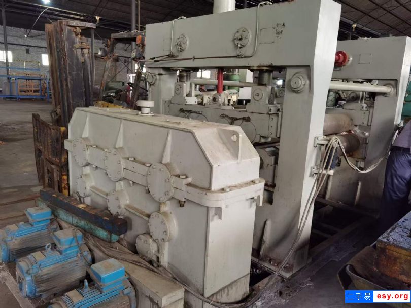 出售10*1500輥式板材矯正機(jī)