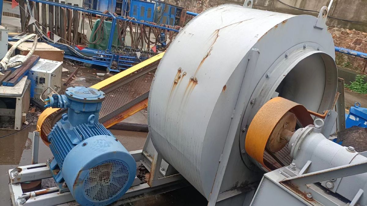 出售二手南通恒力40X3200液壓上輥卷板機(jī)