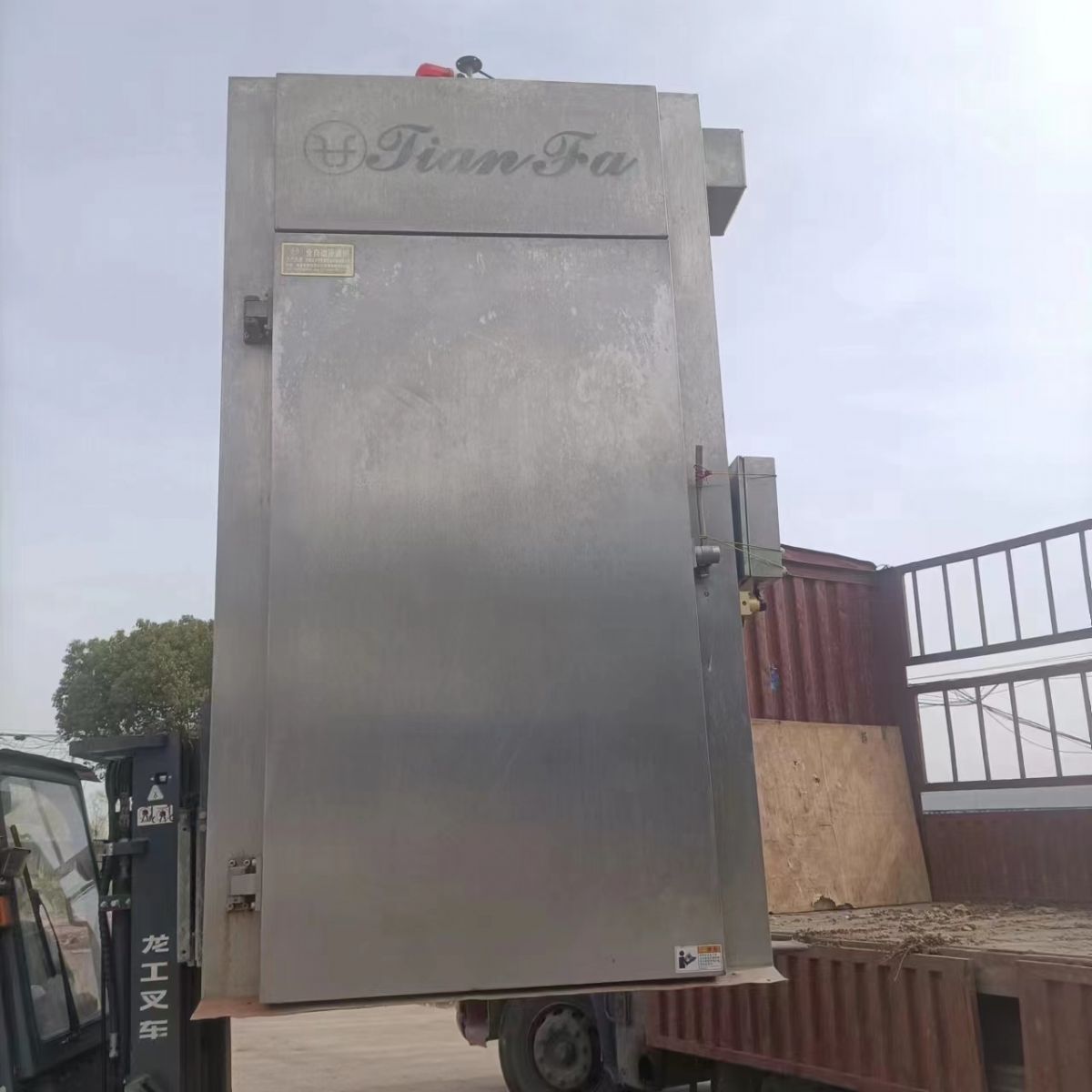 出售二手200型大型全自動(dòng)煙熏爐，臘肉臘腸上色蒸熏爐 豆干不銹鋼煙熏爐