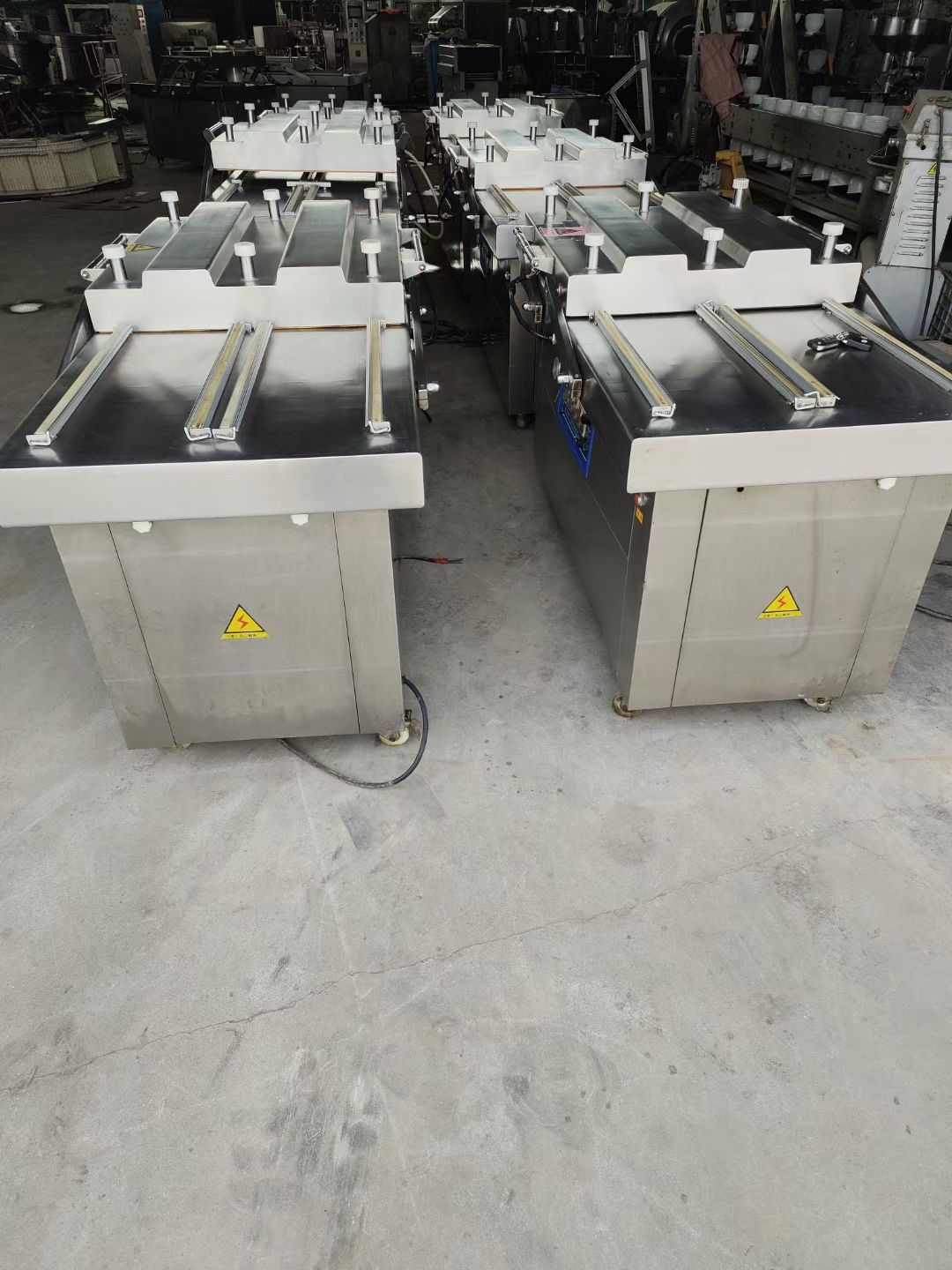 出售二手600四封條真空包裝機(jī)滾動式連續(xù)包裝機(jī)多頭稱包裝機(jī)