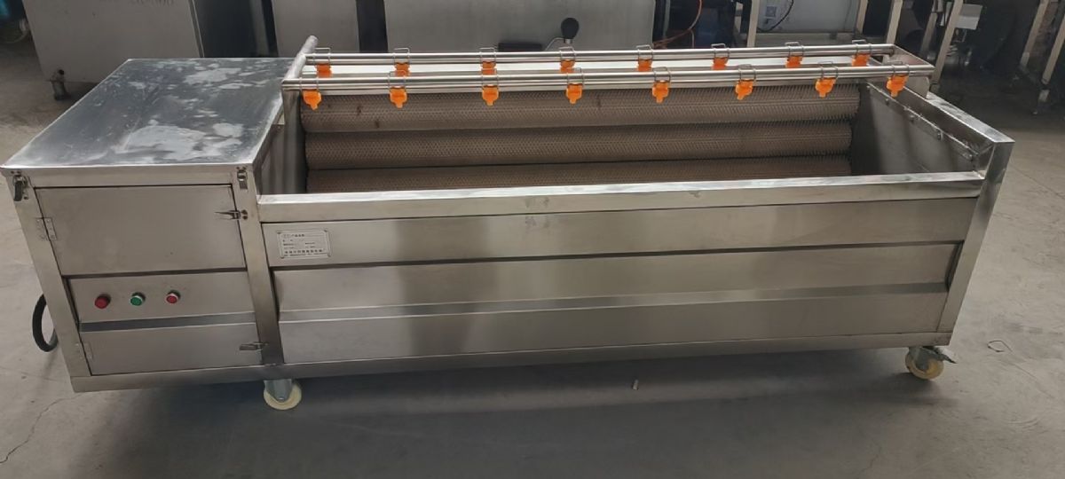 轉(zhuǎn)讓二手1.5米不銹鋼毛混清洗機 蔬菜氣泡噴淋清洗機 海鮮清洗機風(fēng)干機