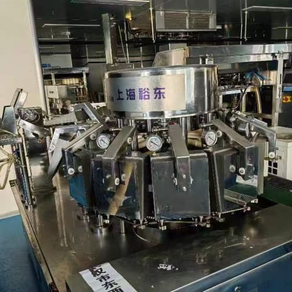 低價出售二手160型8工位12真空腔：配碗提升下料，二手伺服枕式包裝機