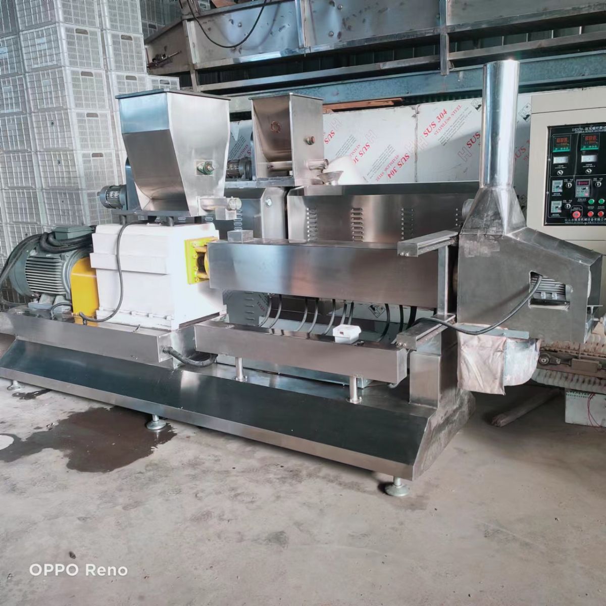 轉(zhuǎn)讓二手85雙螺桿膨化機狗貓糧飼料膨化機5層次電加熱*烘干機膨化整套