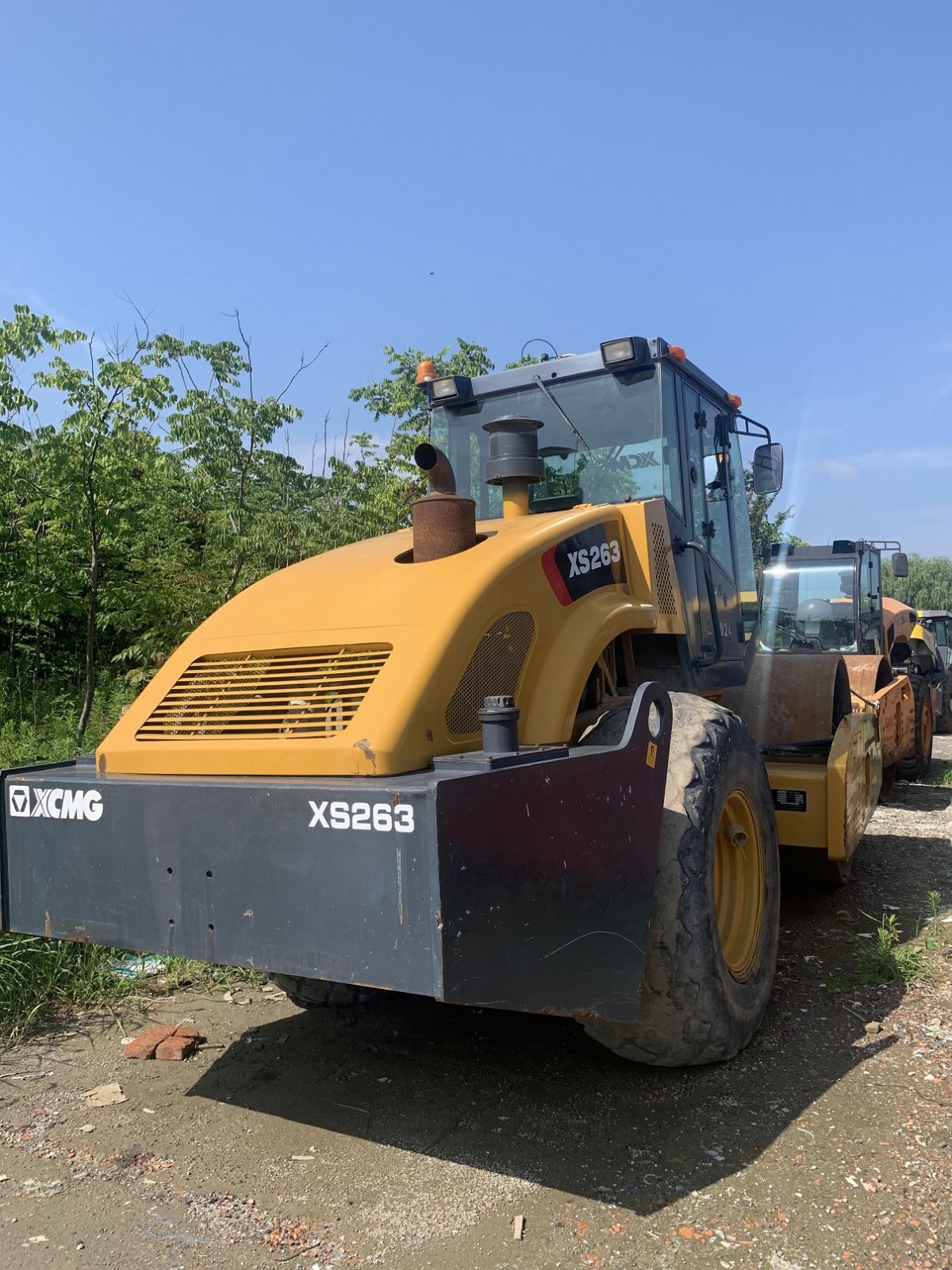 徐工26噸雙驅(qū)壓路機(jī)30噸33噸壓路機(jī)22噸壓路機(jī)