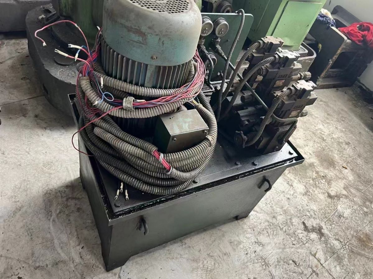 二手出售22X2500液壓上輥卷板機