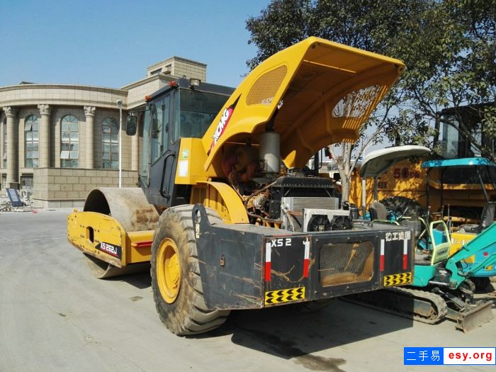 懷化二手徐工22噸振動(dòng)壓路機(jī)
