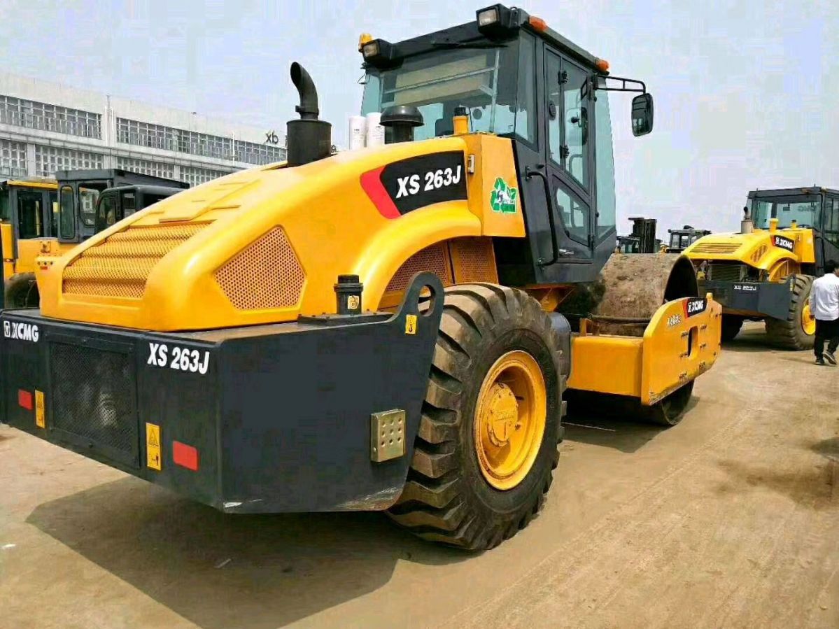 儋州二手26噸膠輪壓路機