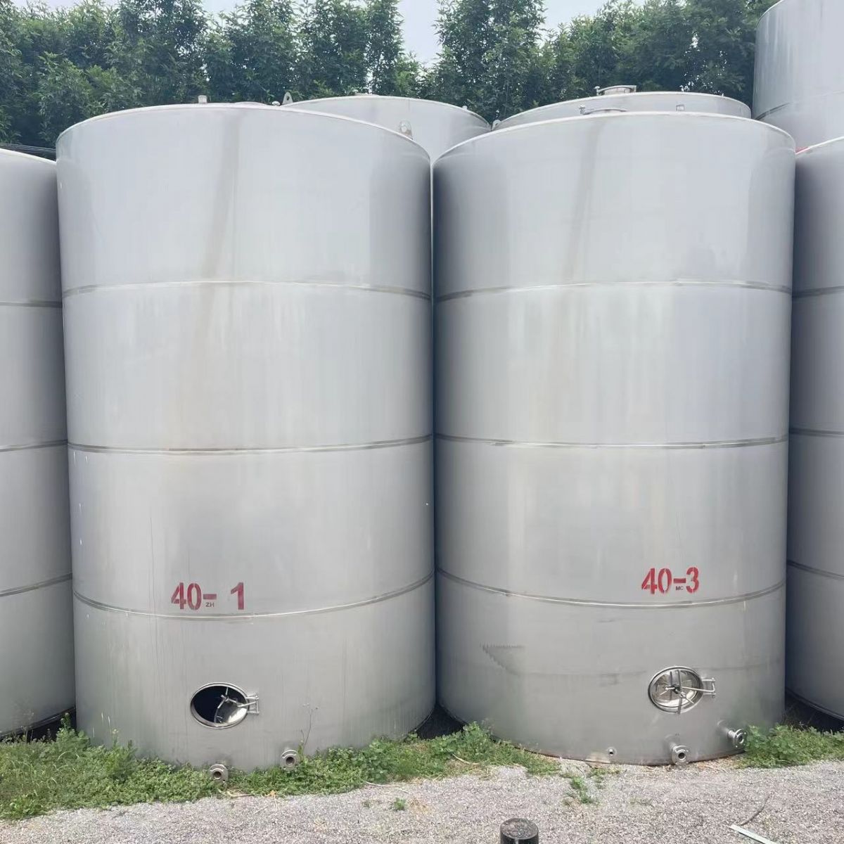 供應全新304不銹鋼儲罐食品級不銹鋼發(fā)酵儲罐10-200立方歡迎咨詢