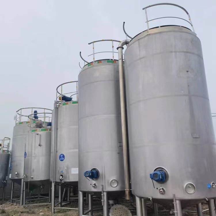 出售二手304/316不銹鋼儲罐食品化工不銹鋼酒罐多種規(guī)格歡迎咨詢