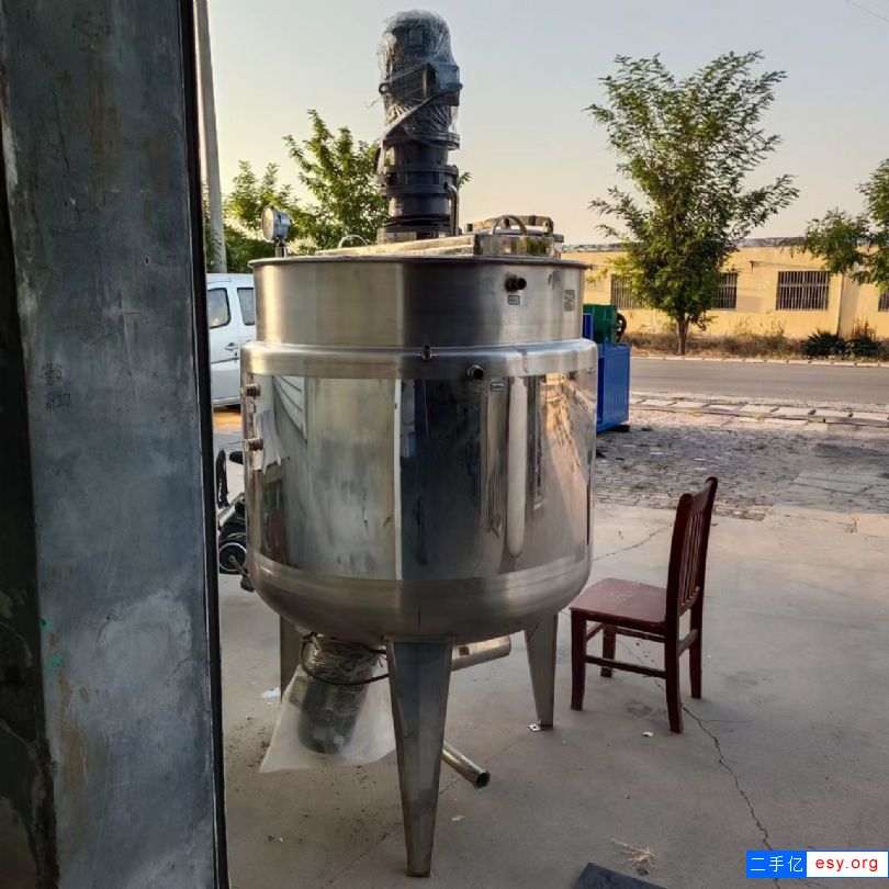 轉(zhuǎn)讓9成新二手?jǐn)嚢韫抟慌_(tái)