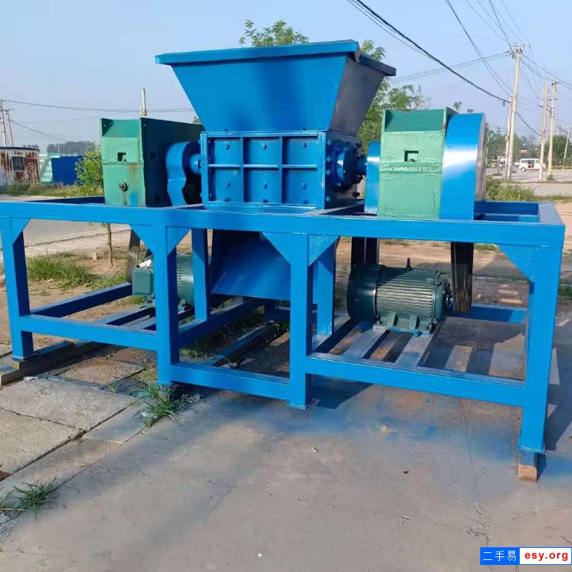 出售二手撕碎機(jī)，轉(zhuǎn)讓各種型號(hào)撕碎機(jī)