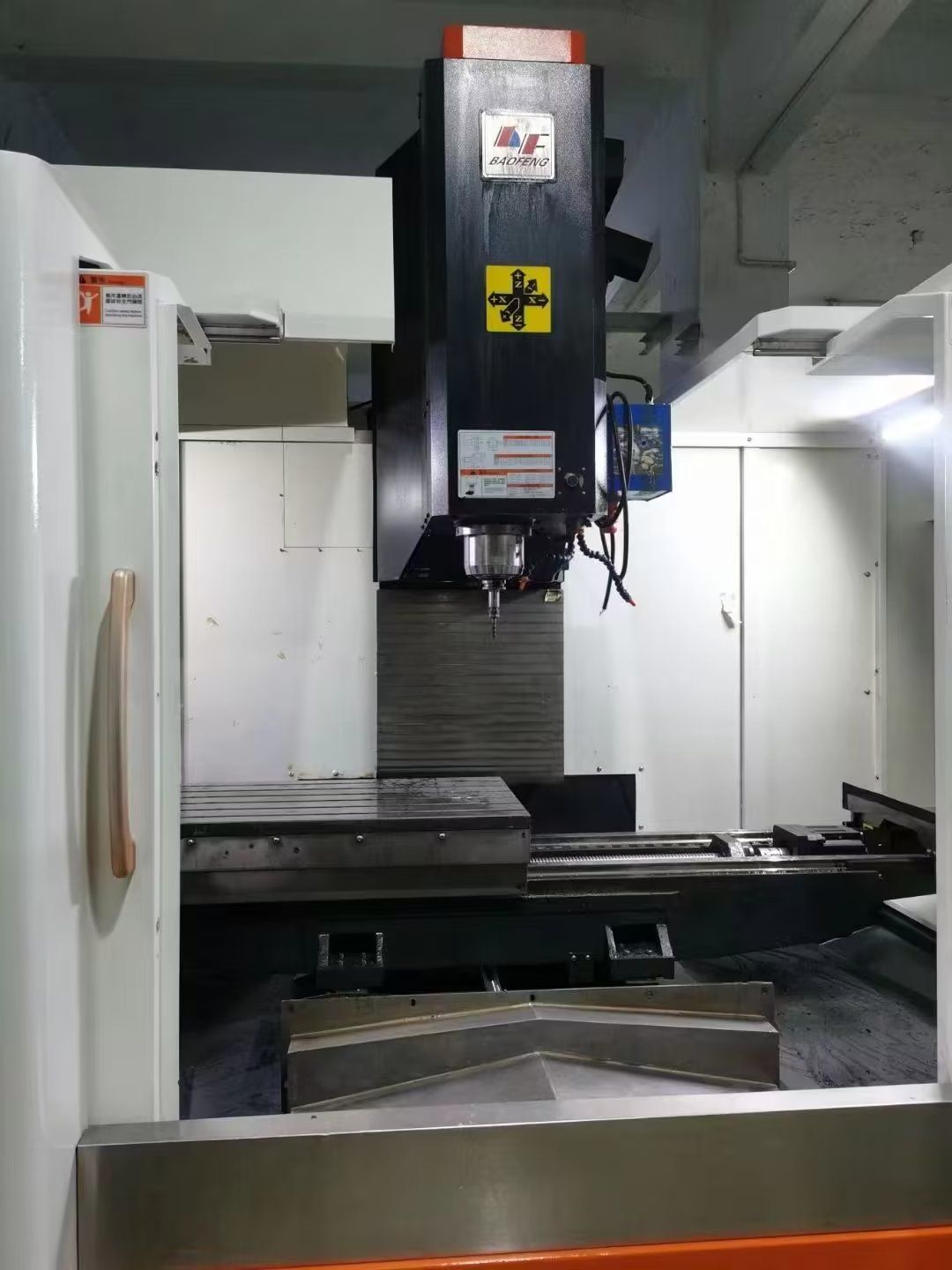 剛到貨寶鋒1165V 2臺(tái) 模具光刀機(jī)850一臺(tái)