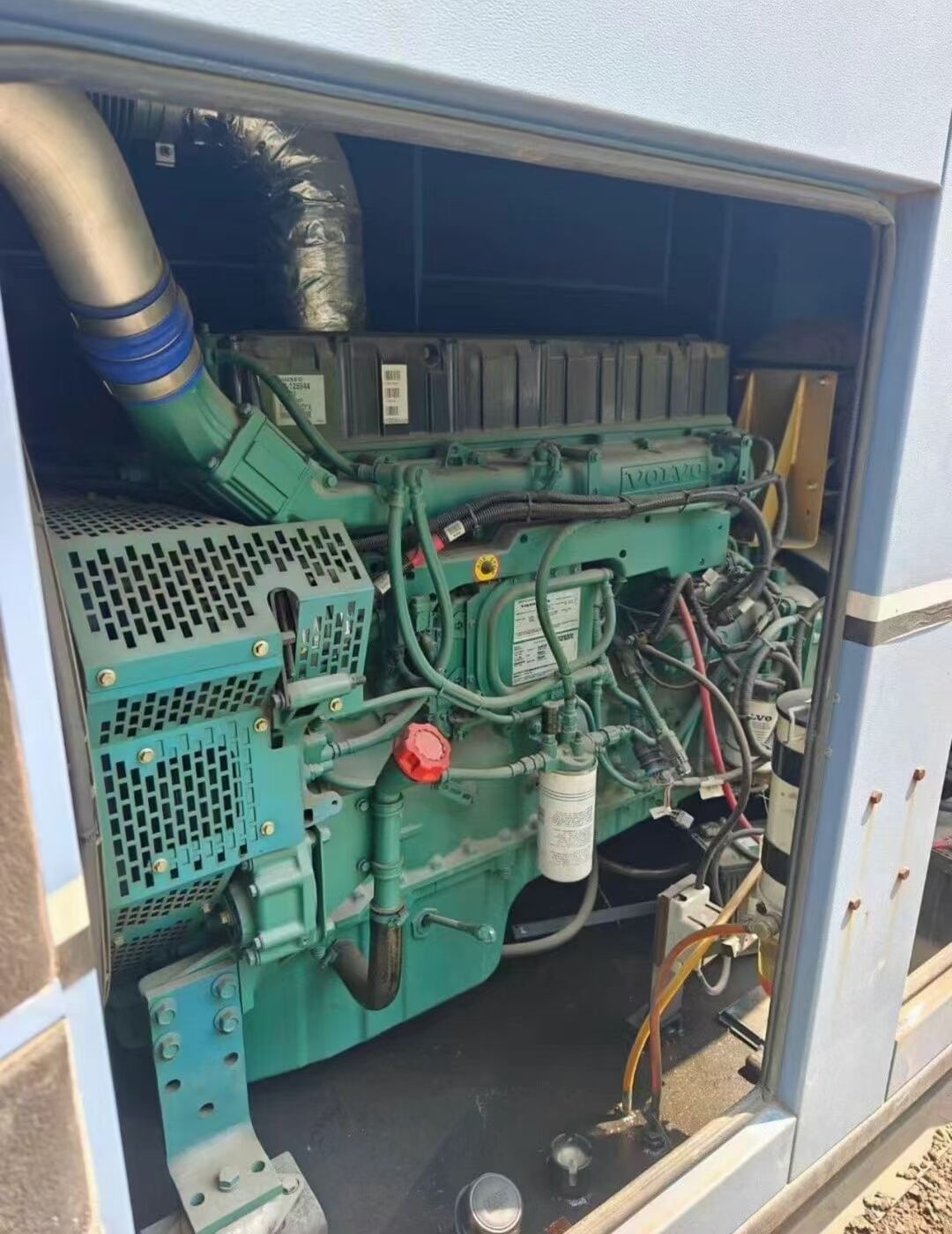 出售沃爾沃300千瓦 360千瓦發(fā)電機(jī)組
