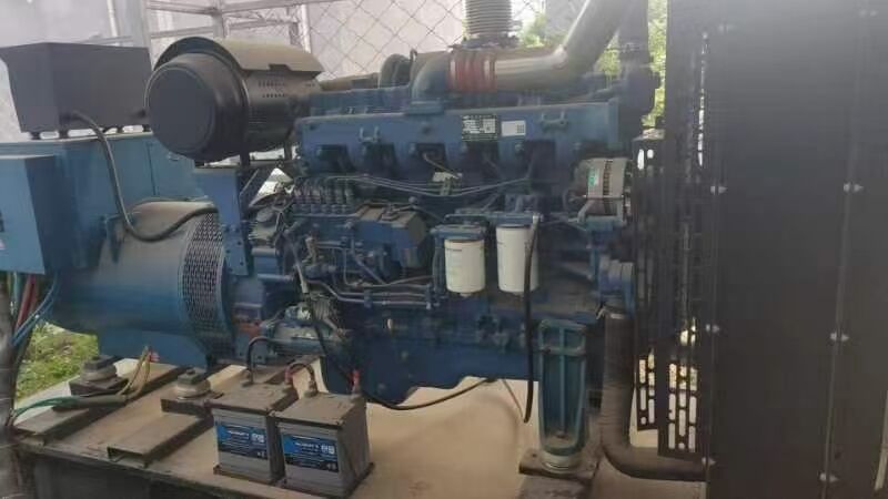 出售玉柴420千瓦 780千瓦發(fā)電機(jī)組