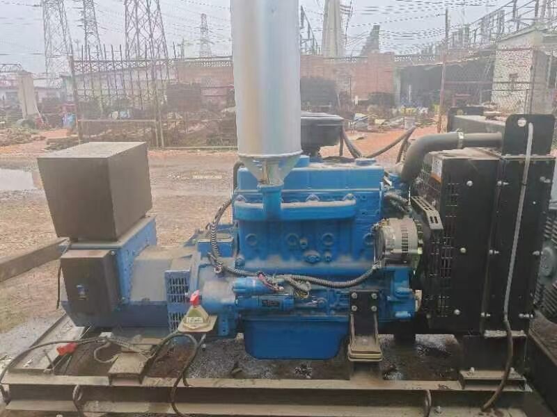 出售玉柴300千瓦 33千瓦柴油發(fā)電機(jī)組