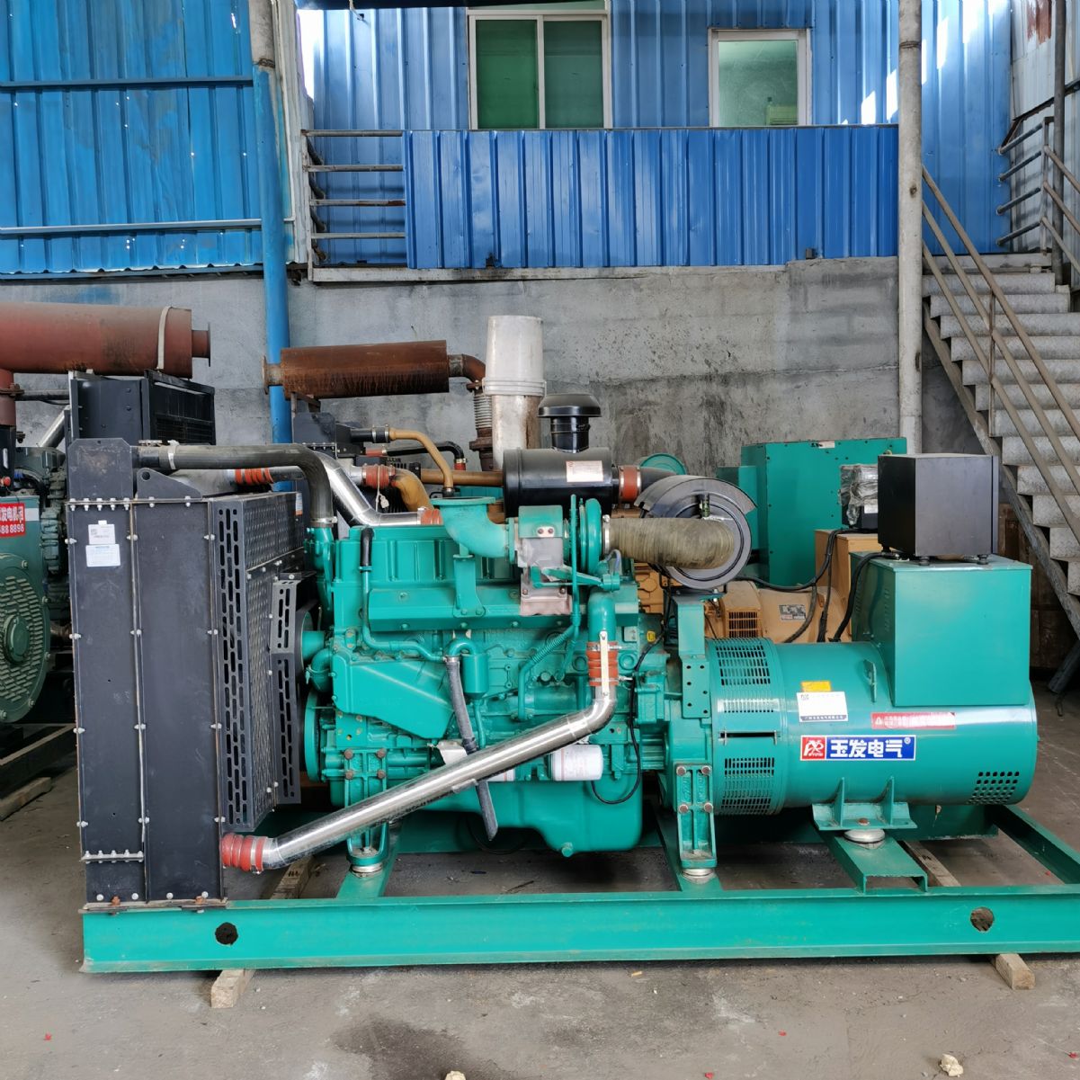 250KW玉柴股份二手柴油發(fā)電機(jī)組出售九成新