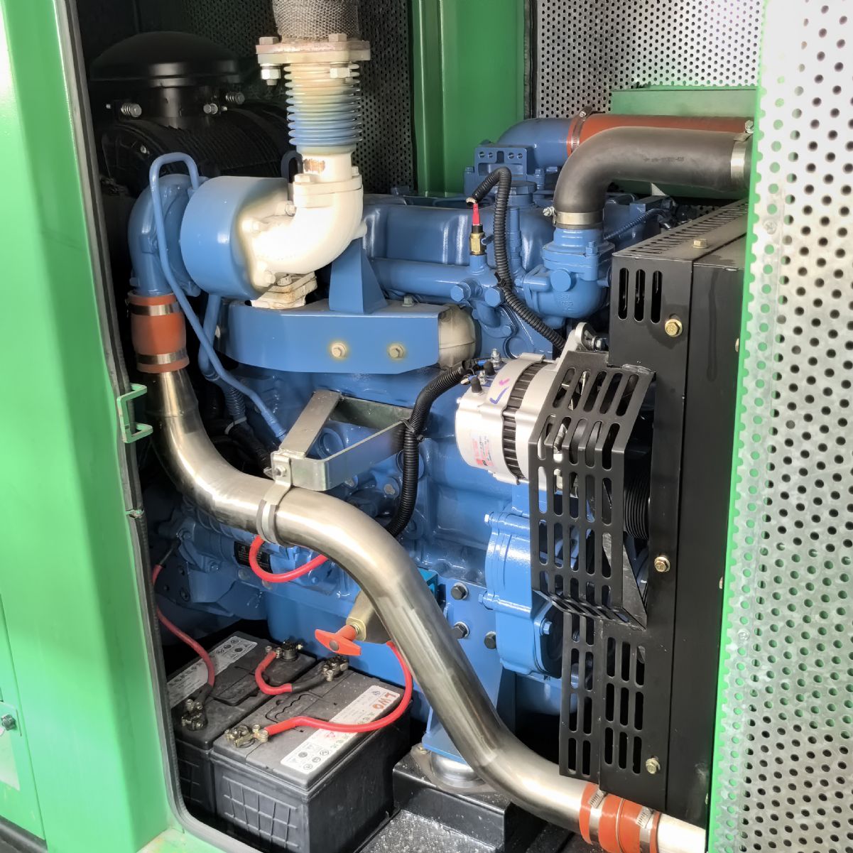 九成新100KW玉柴股份靜音發(fā)電機(jī)組出售