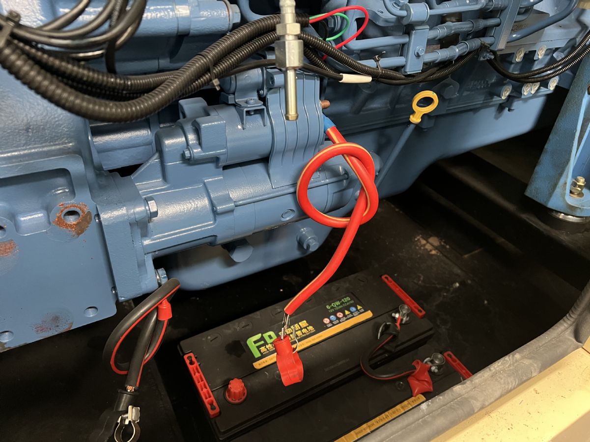 全新200KW玉柴股份靜音型發(fā)電機出售