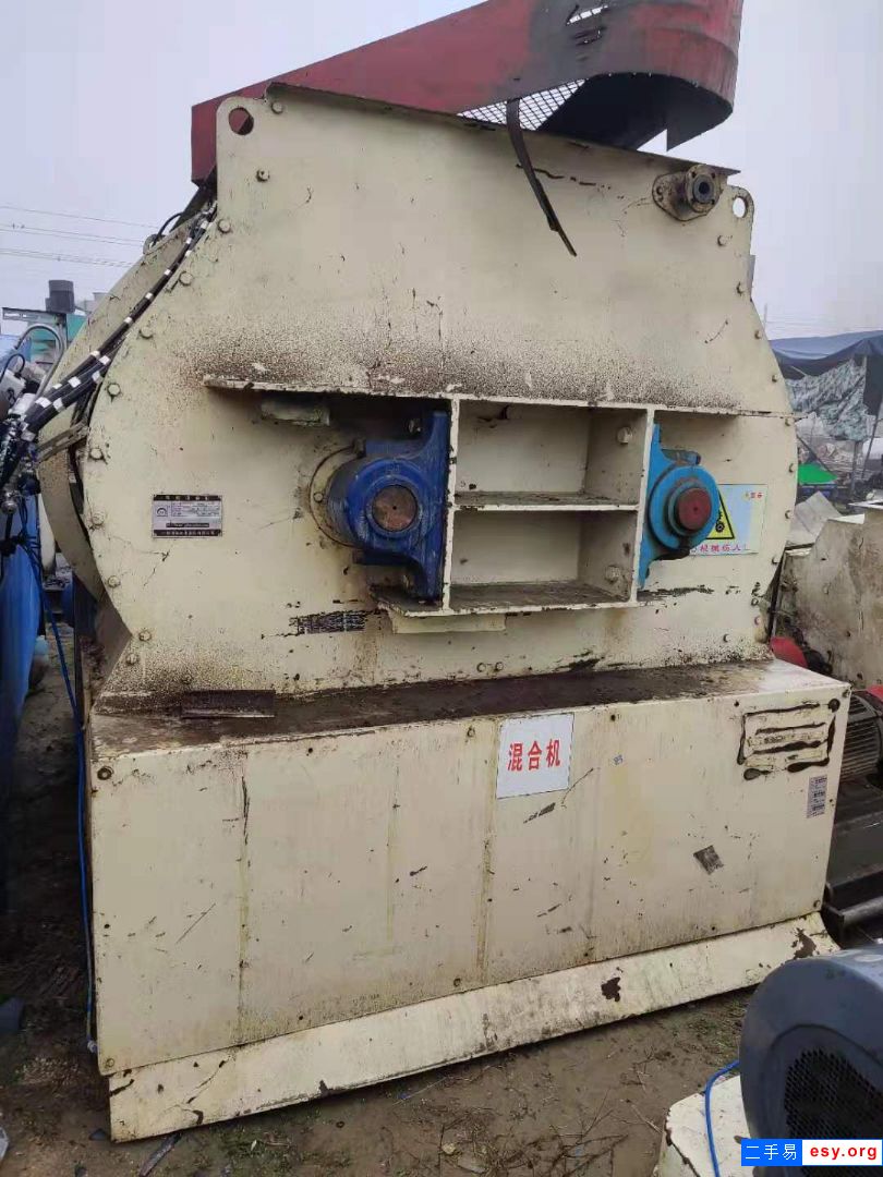 轉(zhuǎn)讓一臺雙軸500公斤飼料攪拌機(jī)，價格優(yōu)惠