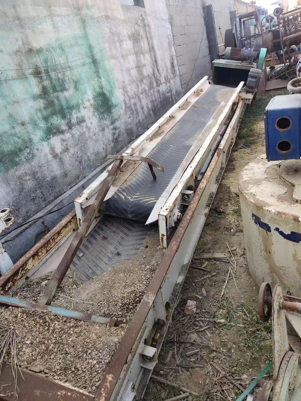 出售河北天太72孔壓塊機,二手壓塊機